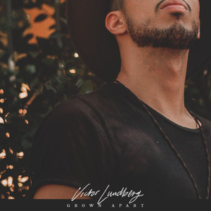 美女胸乳❌❌❌裸露免费
